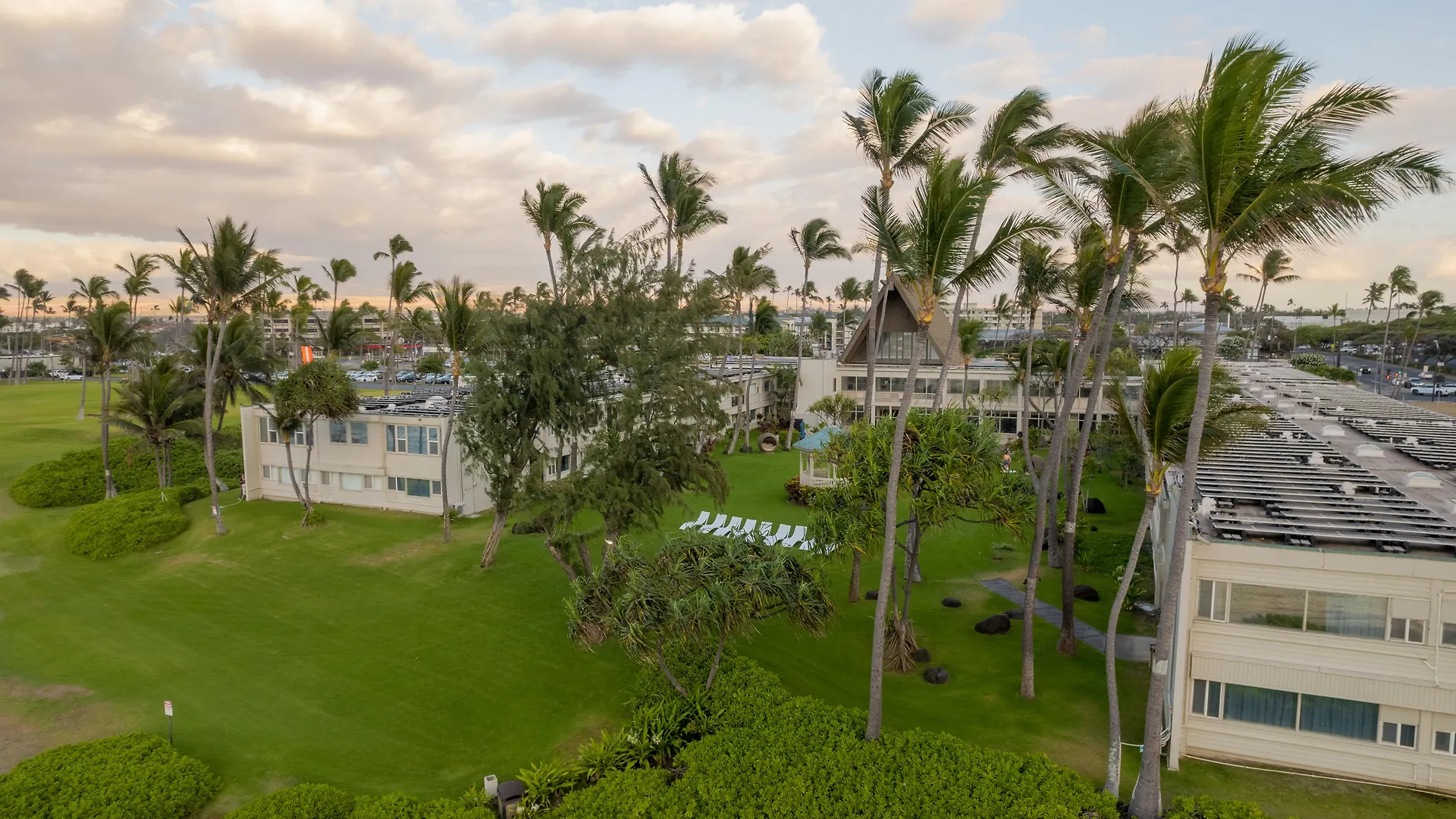 Maui Beach Hotel Kahului