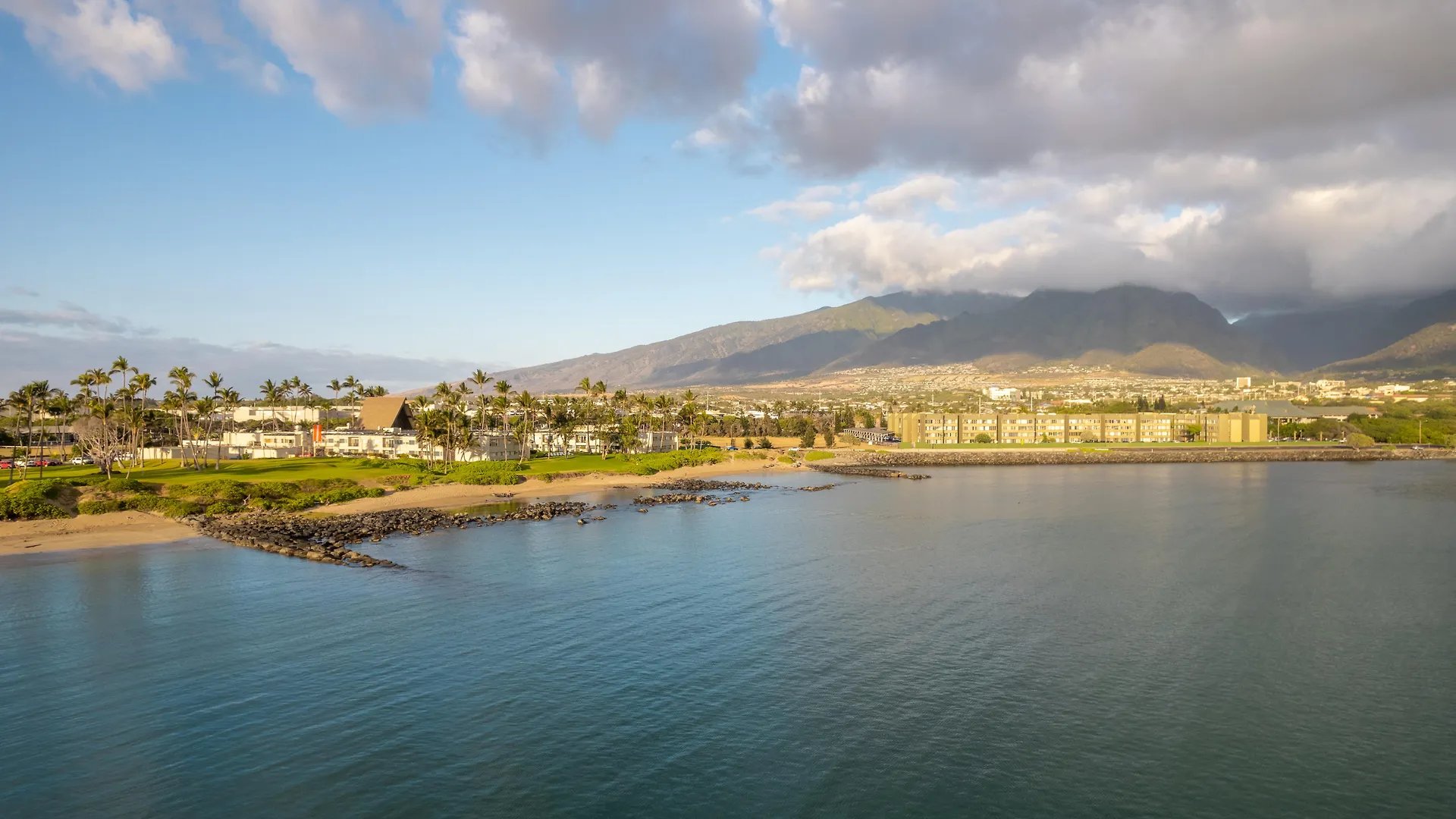 Maui Beach Hotel Kahului