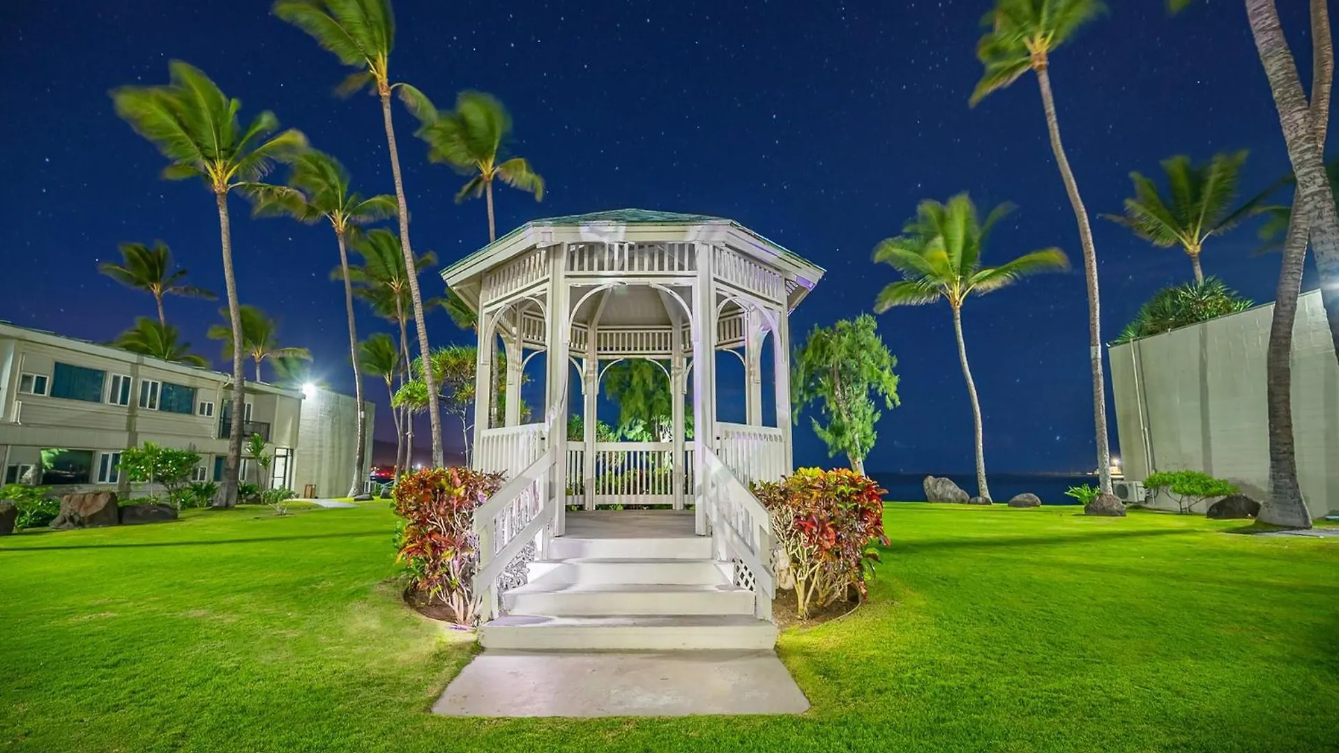 Maui Beach Hotel Kahului