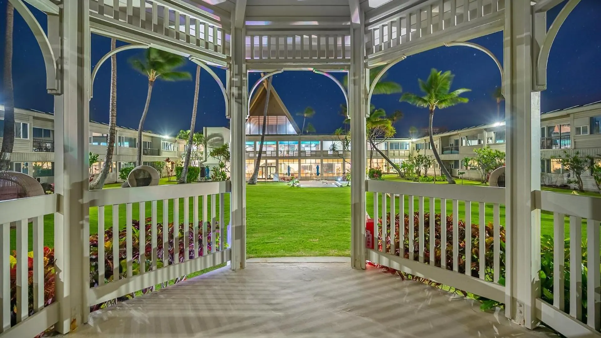 Maui Beach Hotel Kahului