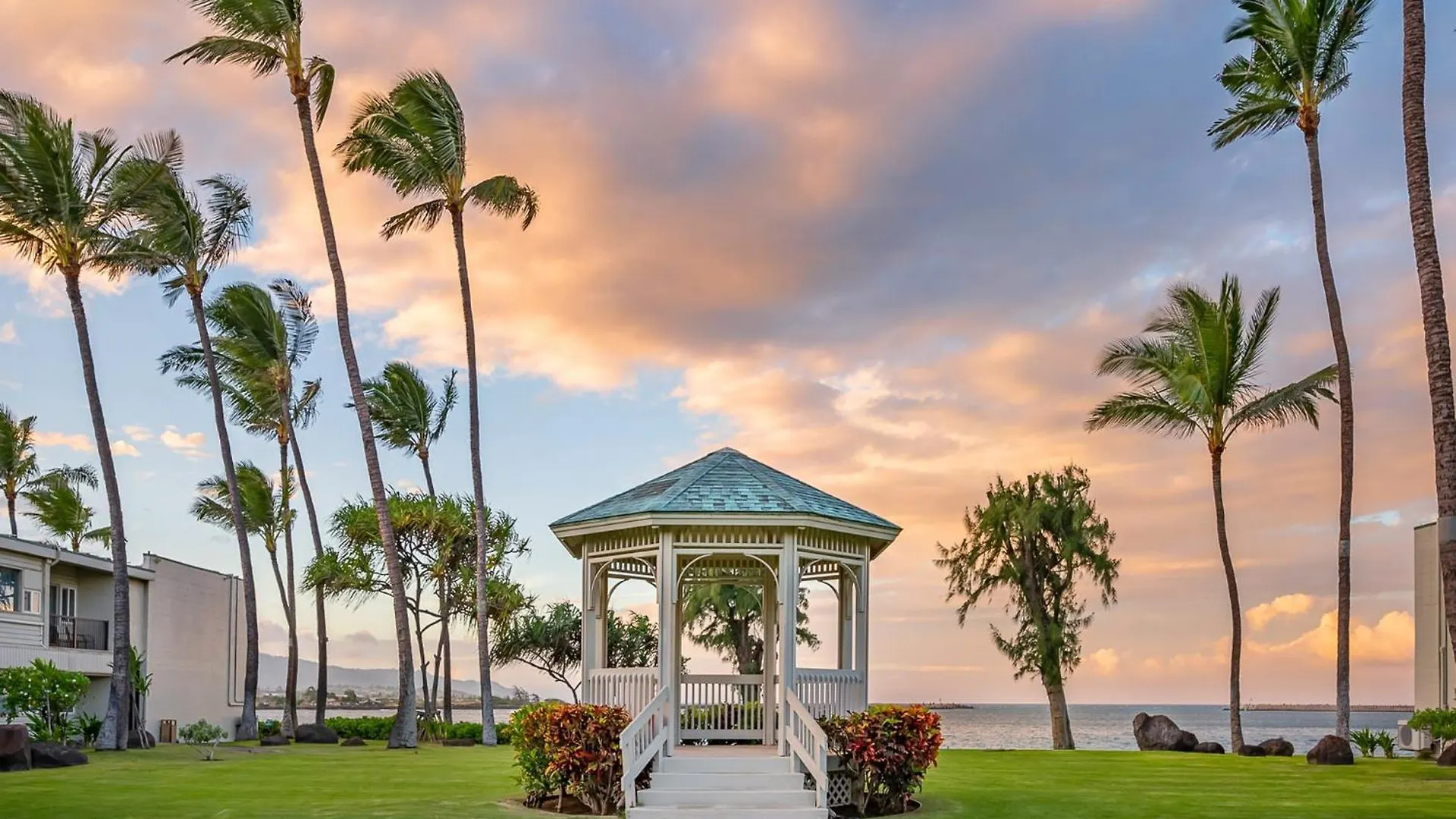Maui Beach Hotel Kahului