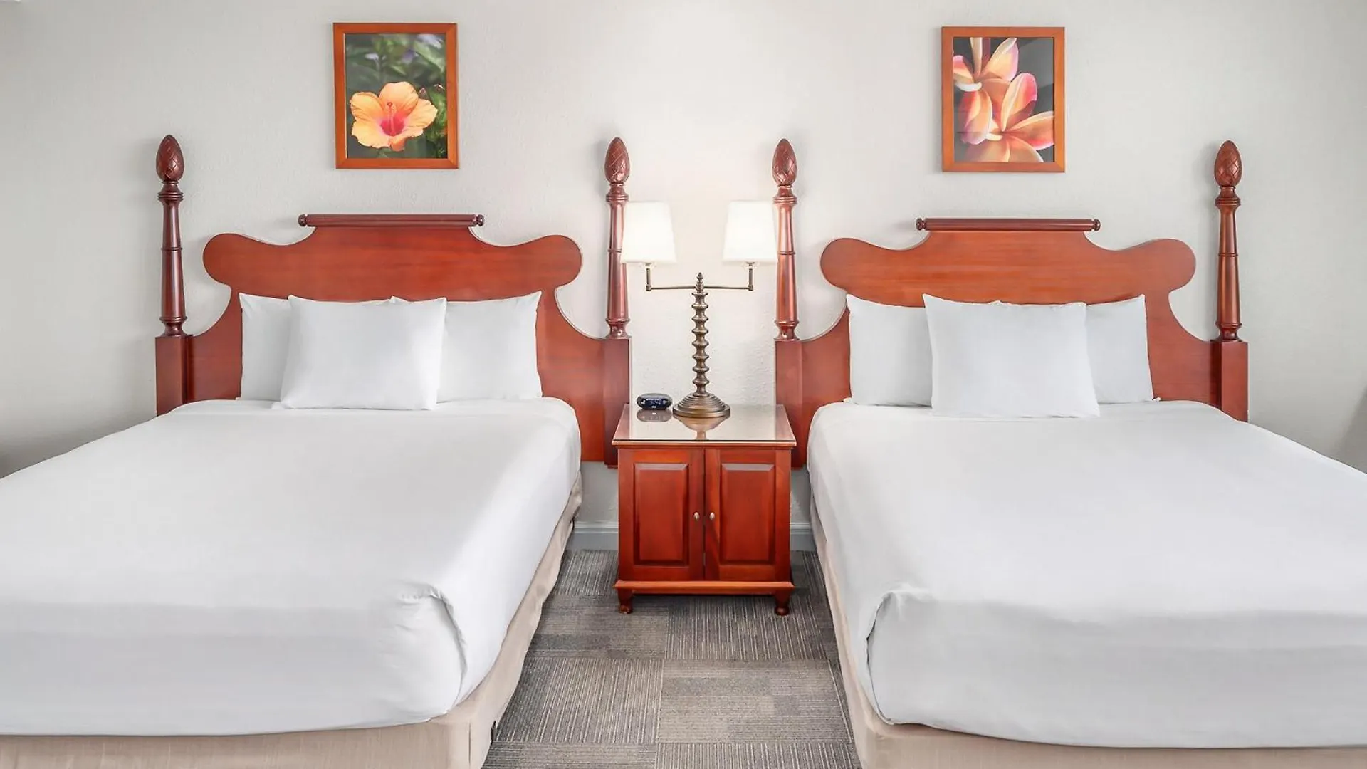 Maui Beach Hotel Kahului