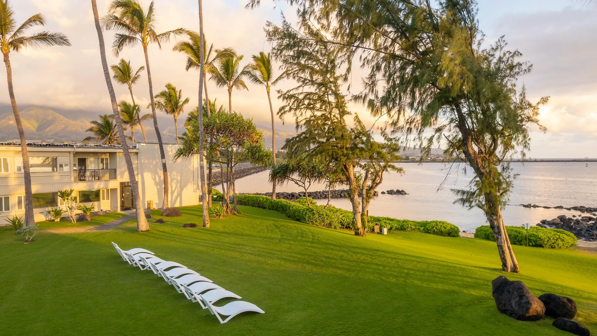 Maui Beach Hotel Kahului 3*,  United States