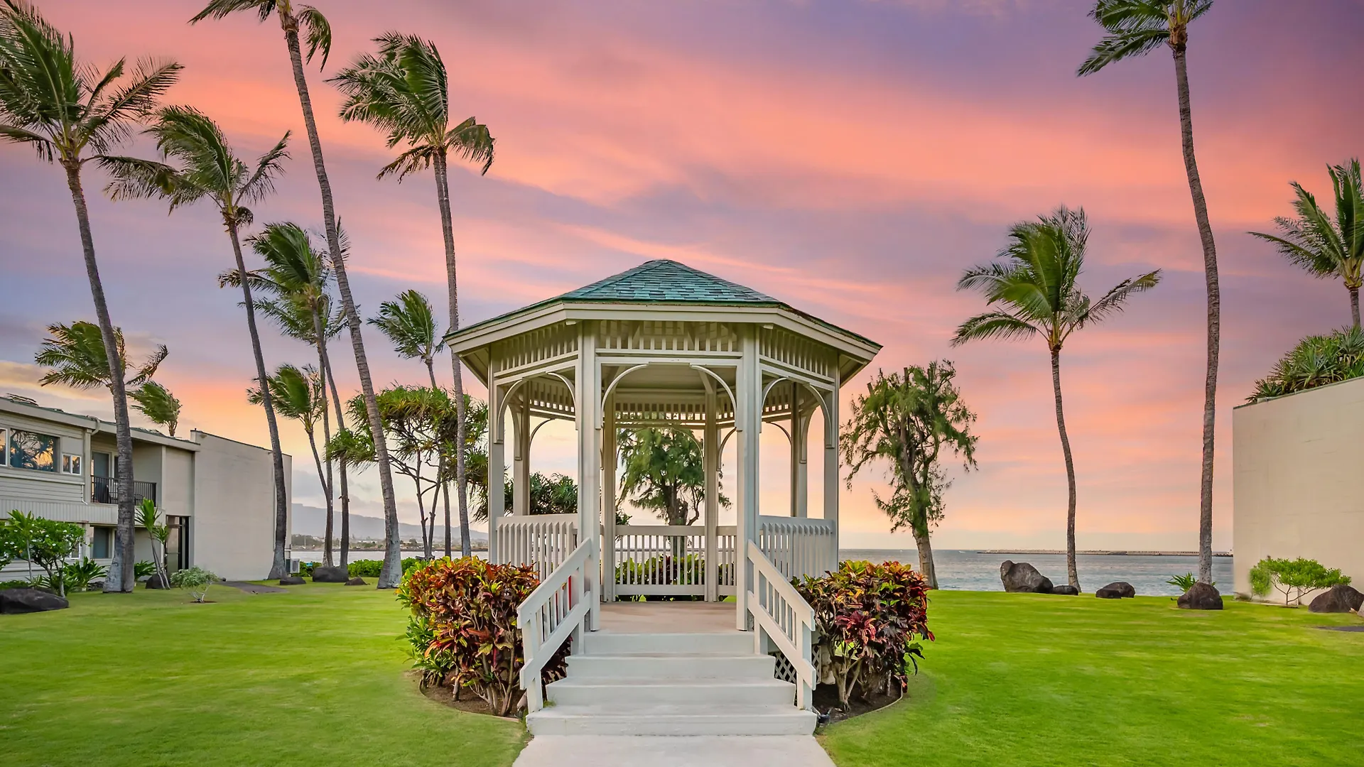 Maui Beach Hotel Kahului