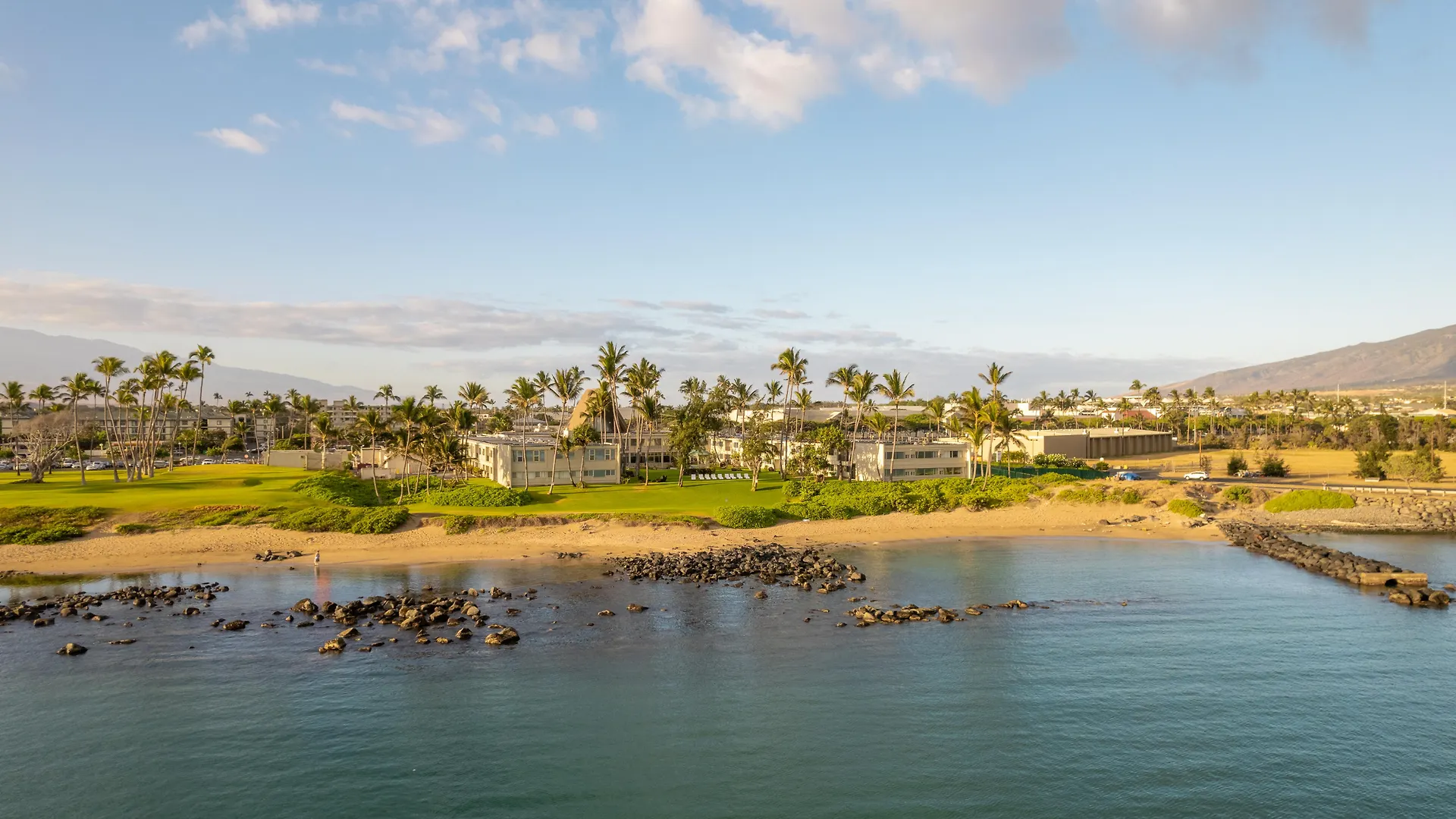 Maui Beach Hotel Кахулуи