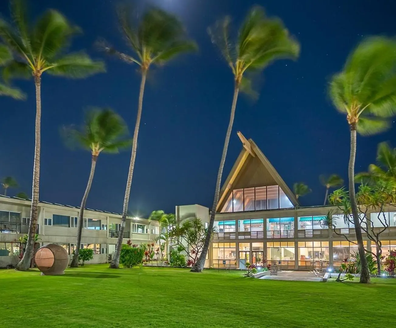 Maui Beach Hotel Кахулуи 3*,